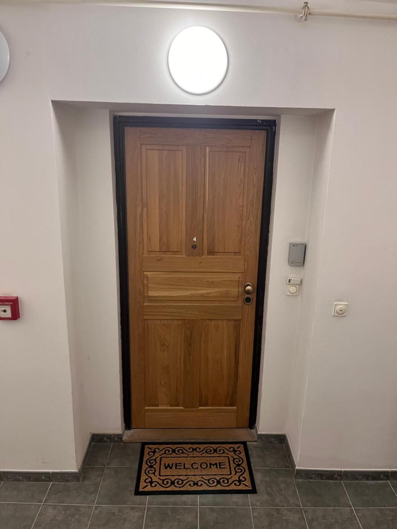 City Centre Apartment With Parking Praag Buitenkant foto