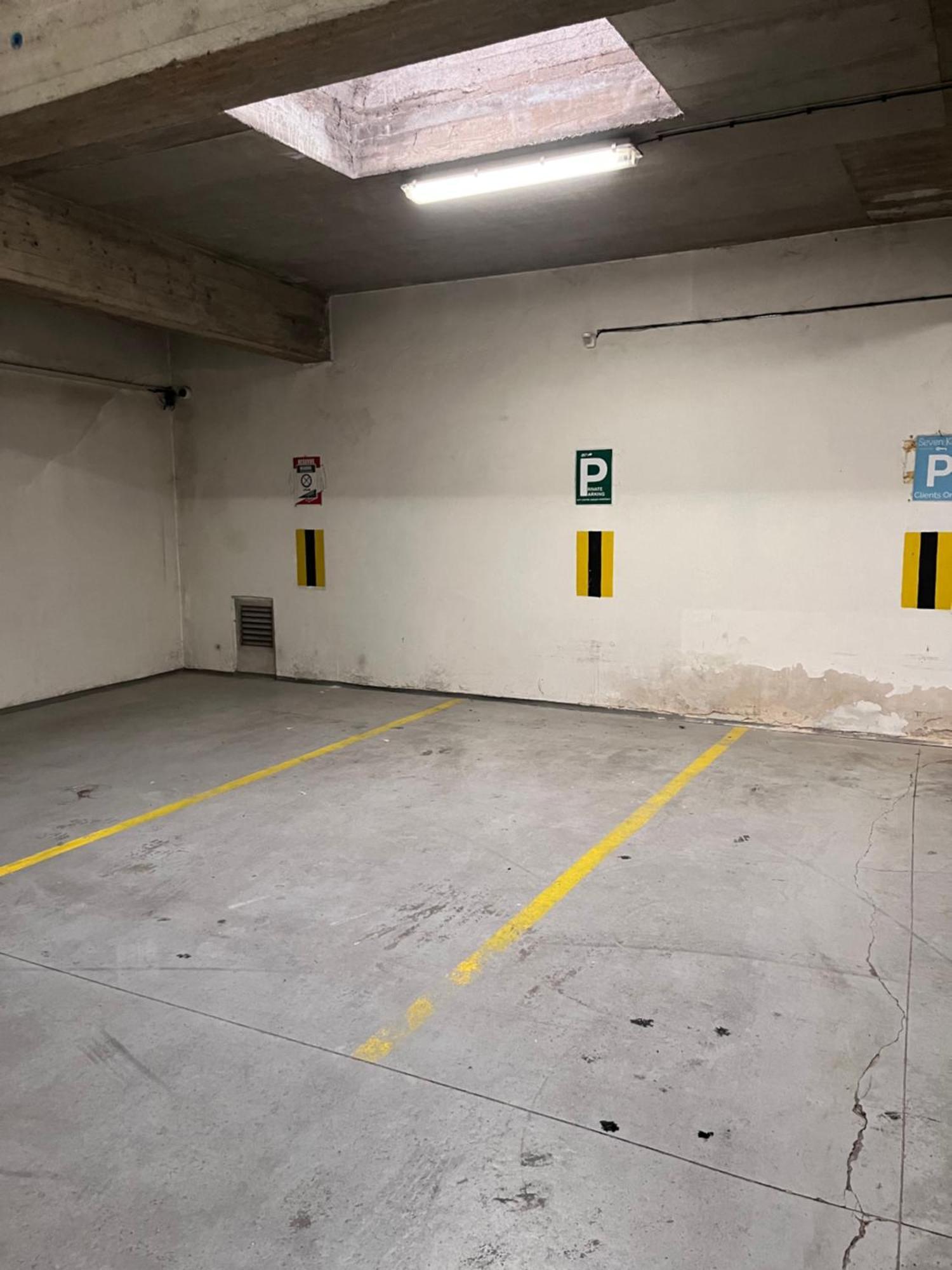 City Centre Apartment With Parking Praag Buitenkant foto